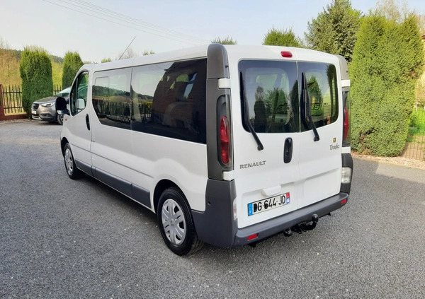 Renault Trafic cena 26900 przebieg: 261282, rok produkcji 2005 z Piła małe 277